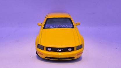 Ford Mustang GT 2006 - Escala 1/38 - Kinsmart - (Sin caja)