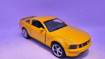 Ford Mustang GT 2006 - Escala 1/38 - Kinsmart - (Sin caja)