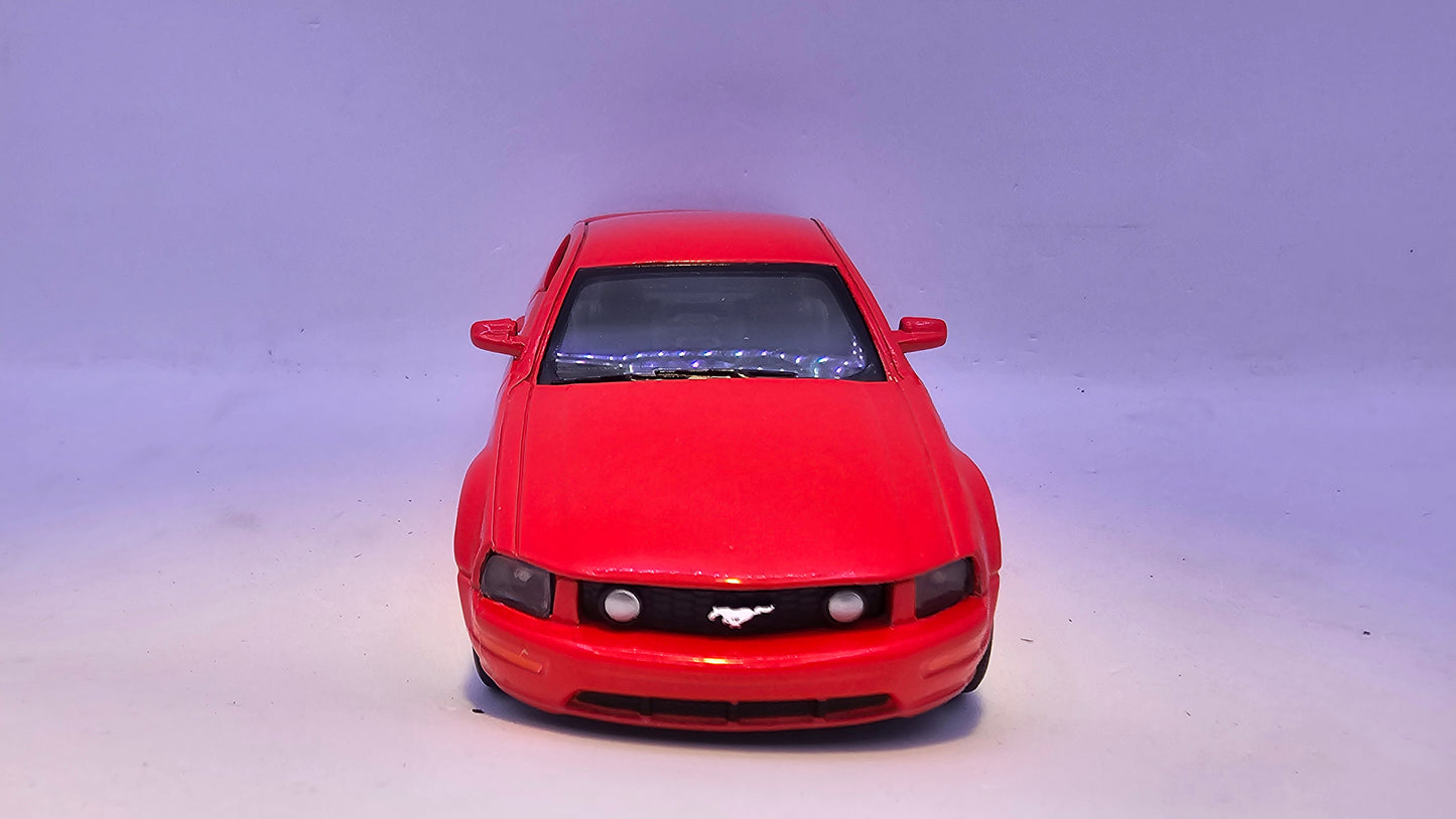 Ford Mustang GT 2006 - Escala 1/38 - Kinsmart - (Sin caja)