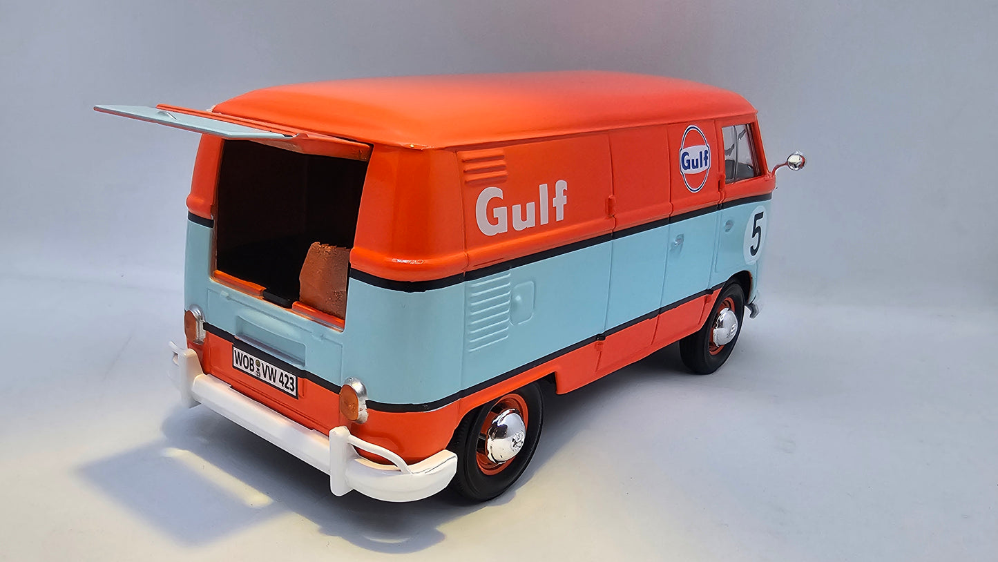Volkswagen Type 2 Delivery Van Gulf - Escala 1/24 - MotorMax - (Sin Caja)