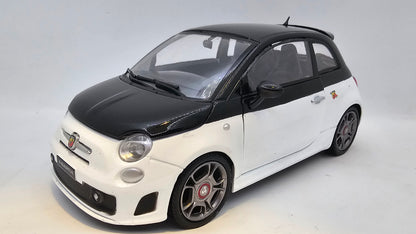 Fiat 500 ABARTH - Escala 1/24 - MotorMax - (Sin Caja)