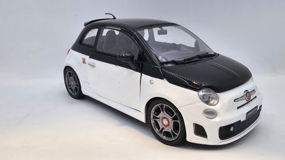Fiat 500 ABARTH - Escala 1/24 - MotorMax - (Sin Caja)