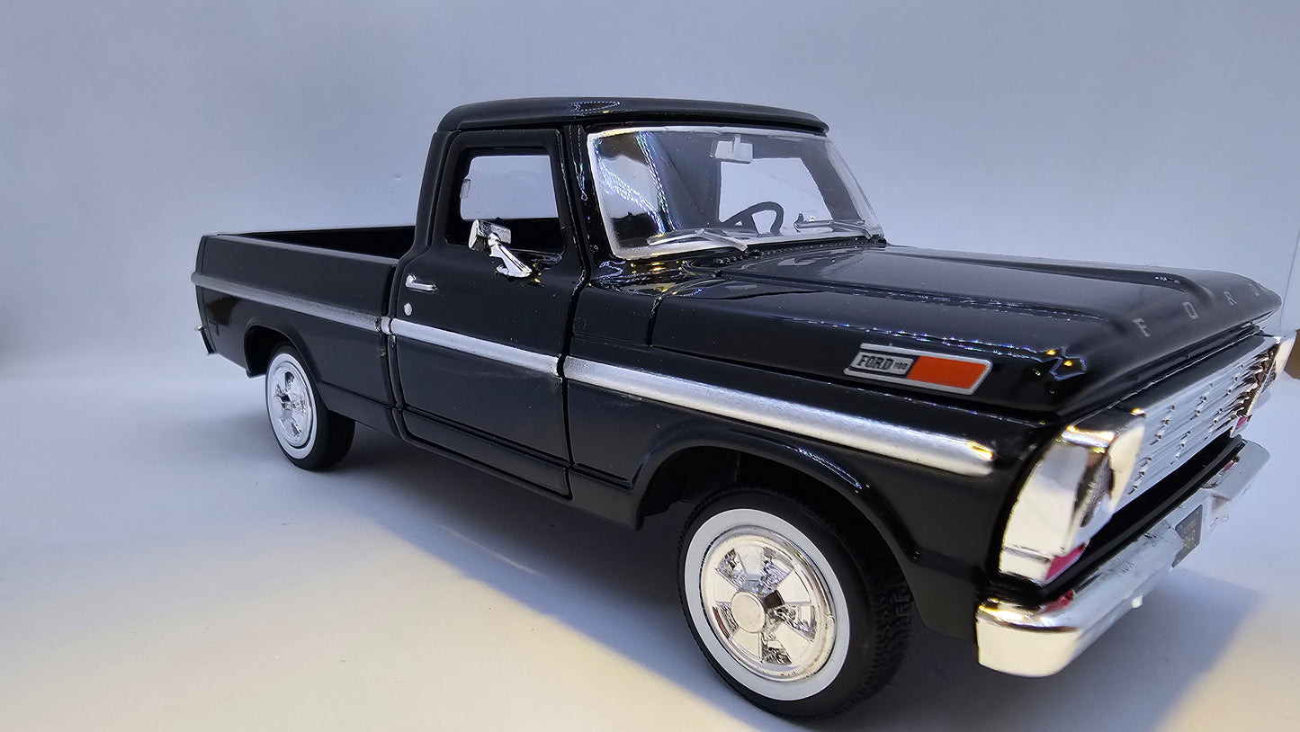 Ford F-100 Pickup 1969 - Escala 1/24 - MotorMax - (Sin caja)