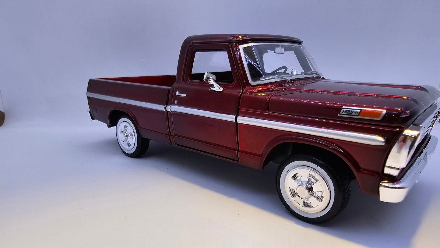 Ford F-100 Pickup 1969 - Escala 1/24 - MotorMax - (Sin caja)