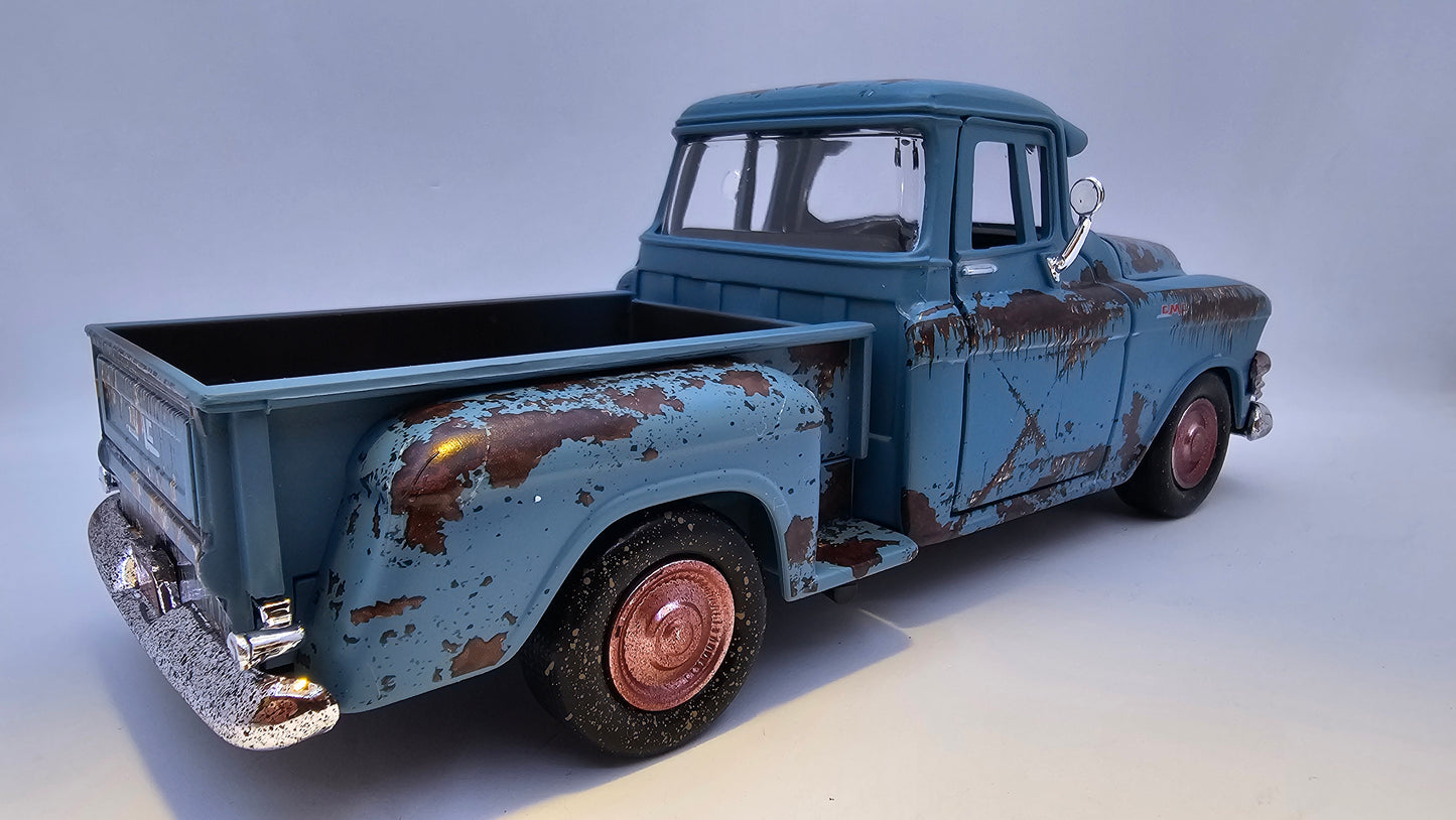 GMC Blue Chip Pick Up 1955 "Oxidada" - Escala 1/24 - Motormax