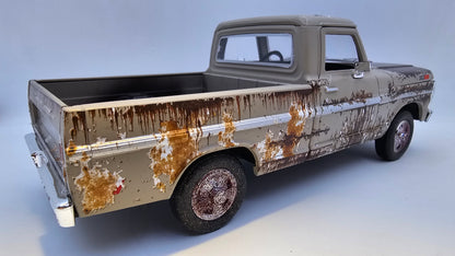 Ford F-100 Pick Up 1972 "Oxidada" - Escala 1/24 - Motormax - (Sin caja)