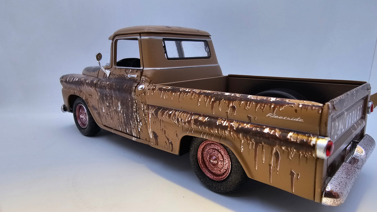 Chevy Apache Pick Up 1958 "Oxidada" - Escala 1/24 - MotorMax