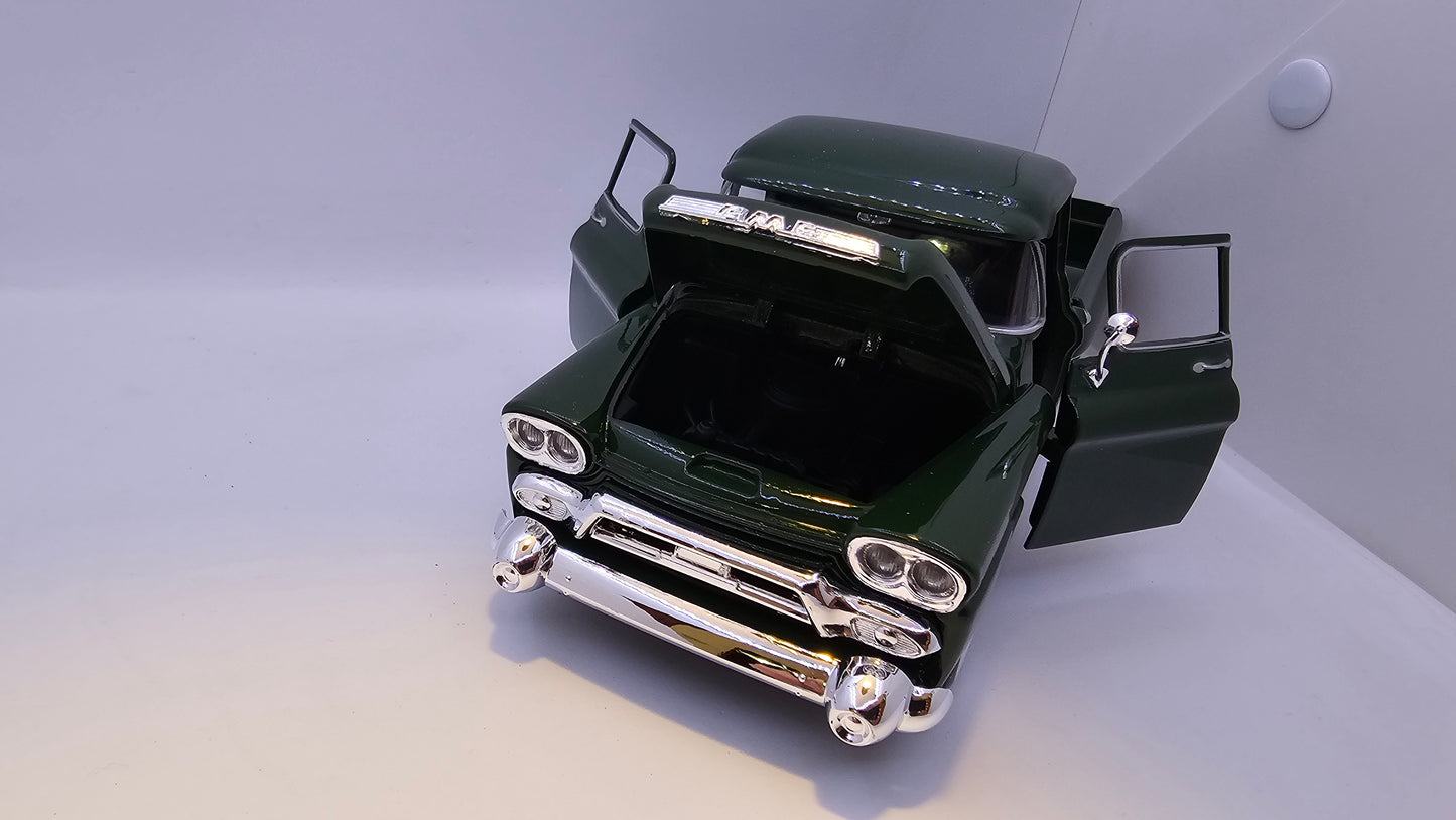 GMC 100 Wideside Pickup 1958 - Escala 1/24 - MotorMax - (Sin Caja)