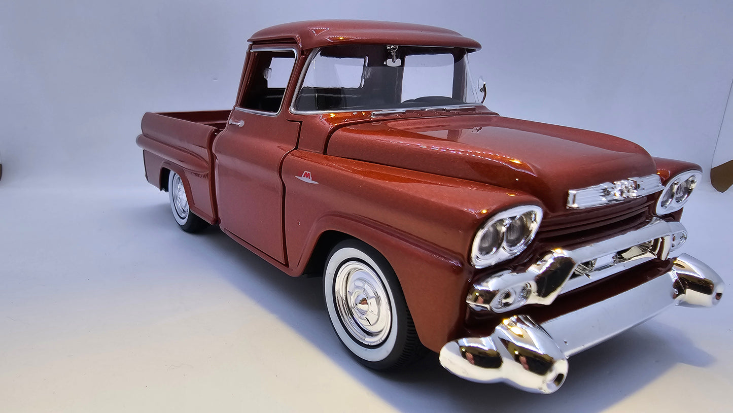 GMC 100 Wideside Pickup 1958 - Escala 1/24 - MotorMax - (Sin Caja)