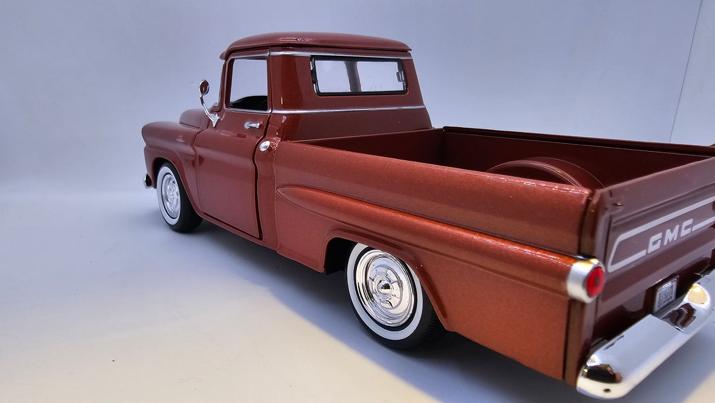 GMC 100 Wideside Pickup 1958 - Escala 1/24 - MotorMax - (Sin Caja)