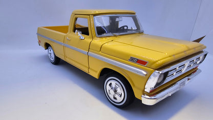 Ford F-100 Pick Up 1972 - Escala 1/24 - Motormax - (Sin caja)
