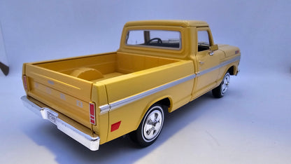 Ford F-100 Pick Up 1972 - Escala 1/24 - Motormax - (Sin caja)