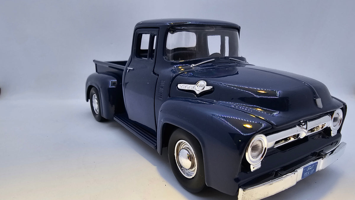 Ford F-100 Pick Up 1956 - Escala 1/24 - Motormax - (Sin caja)