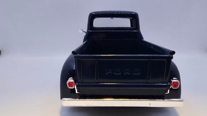 Ford F-100 Pick Up 1956 - Escala 1/24 - Motormax - (Sin caja)