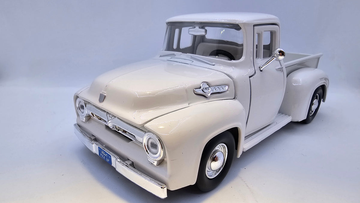 Ford F-100 Pick Up 1956 - Escala 1/24 - Motormax - (Sin caja)
