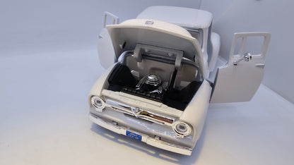 Ford F-100 Pick Up 1956 - Escala 1/24 - Motormax - (Sin caja)