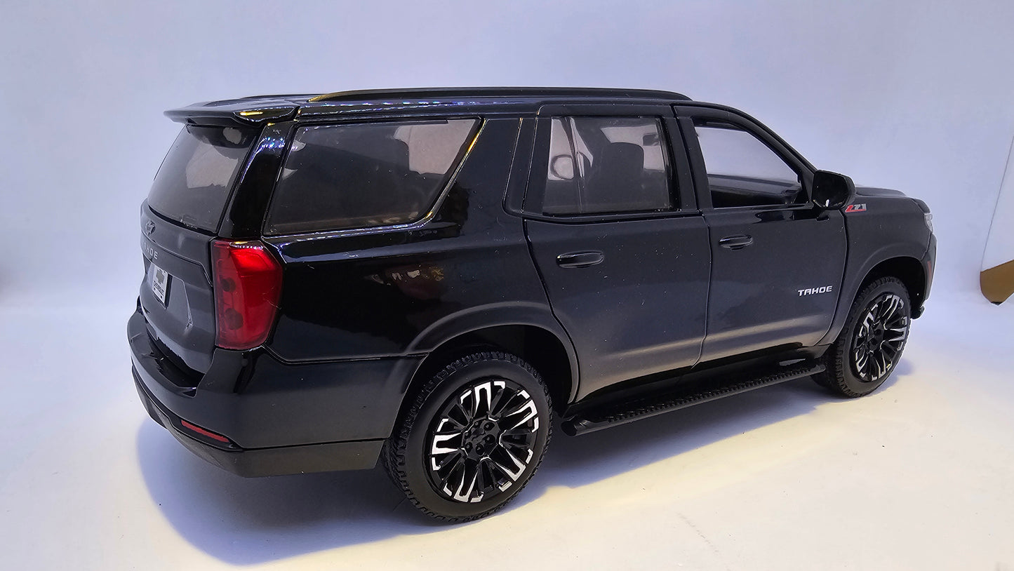 Chevrolet Tahoe Z71 2025 - Escala 1/24 - MotorMax - (Sin Caja)