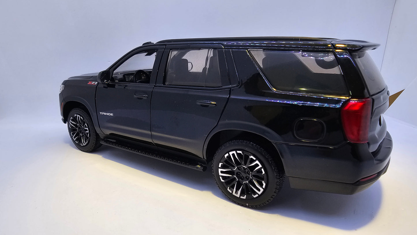 Chevrolet Tahoe Z71 2025 - Escala 1/24 - MotorMax - (Sin Caja)