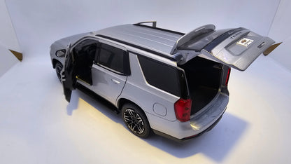 Chevrolet Tahoe Z71 2025 - Escala 1/24 - MotorMax - (Sin Caja)