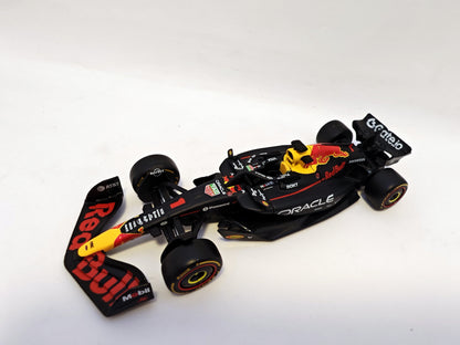 Red Bull Racing Formula 1 RB21 #1 Max Verstappen 2025 - F1 Burago Escala 1/43