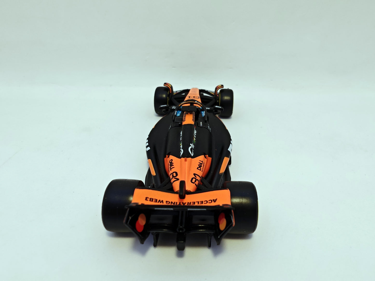 McLaren Formula 1 MCL39 #81 Oscar Piastri - 2025 - F1 Burago Escala 1/43