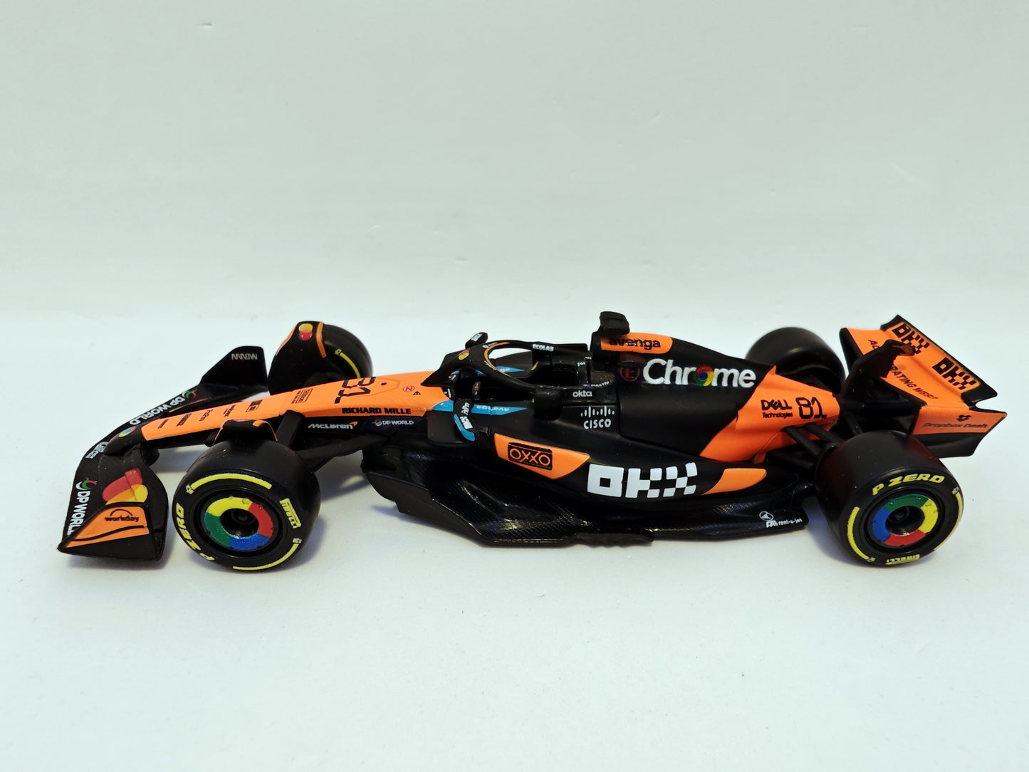 McLaren Formula 1 MCL39 #81 Oscar Piastri - 2025 - F1 Burago Escala 1/43