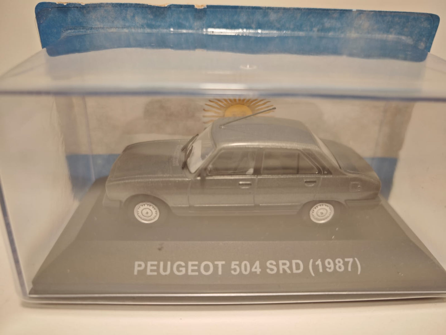 Peugeot 504 SRD 1987 - Escala 1/43 - Salvat