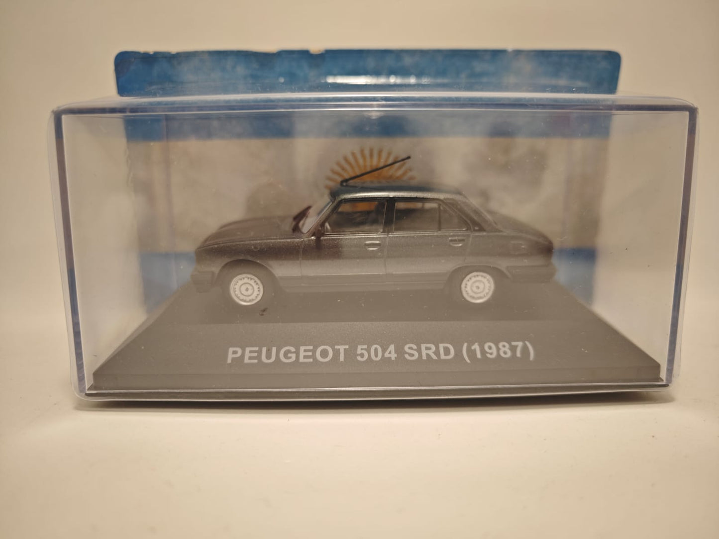 Peugeot 504 SRD 1987 - Escala 1/43 - Salvat