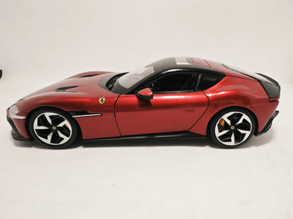 Ferrari 12 Cilindri - Escala 1/24 - Burago - (Sin caja)