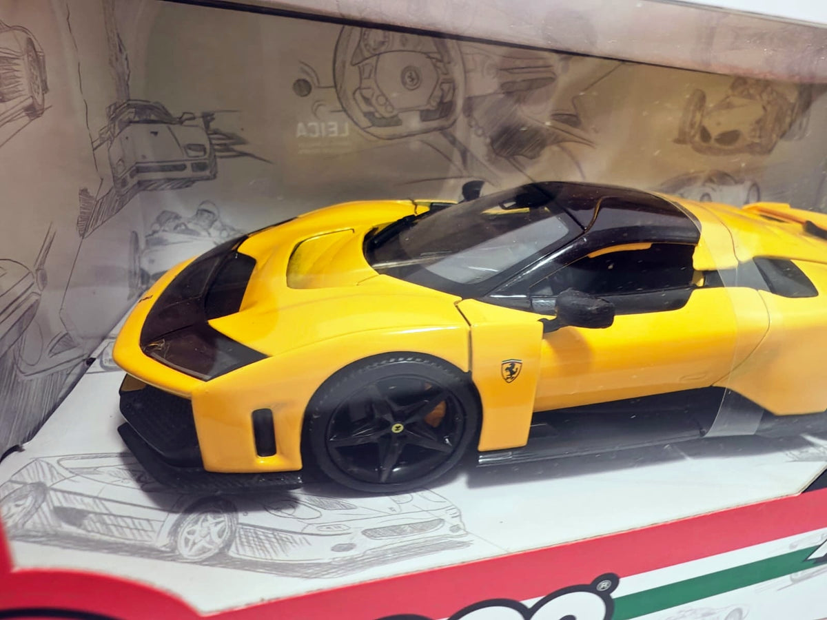 Ferrari F80 - Escala 1/24 - Burago