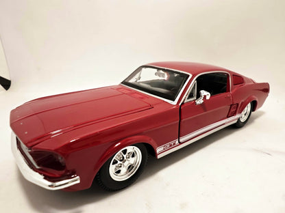 Ford Mustang GT 1967 - Escala 1/24 - Maisto - (Sin caja)