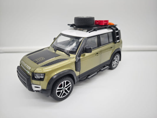 Land Rover Defender 110 - Escala 1/24 - c/Luz y Sonido - No License (sin caja)
