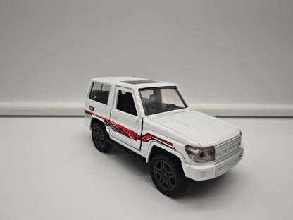 Toyota Land Cruiser Serie 70 - Escala 1/43 - Model World (sin caja)