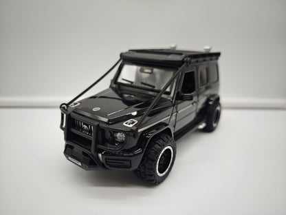 Mercedes G Wagon AMG - Escala 1/24 - Plastico c/Luz y Sonido - No License (sin caja)