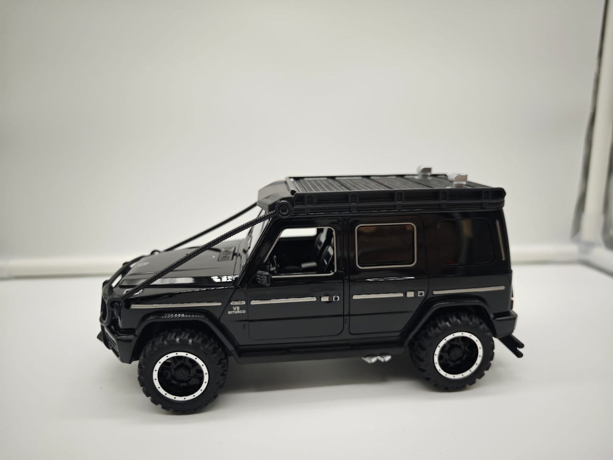 Mercedes G Wagon AMG - Escala 1/24 - Plastico c/Luz y Sonido - No License (sin caja)