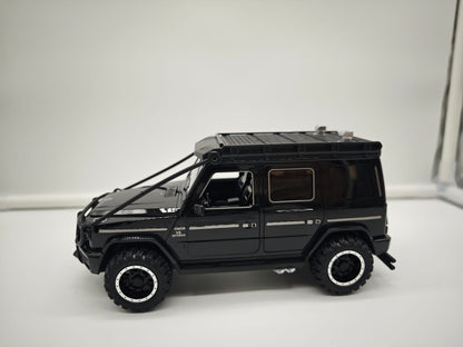 Mercedes G Wagon AMG - Escala 1/24 - Plastico c/Luz y Sonido - No License (sin caja)
