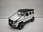 Mercedes G Wagon AMG - Escala 1/24 - Plastico c/Luz y Sonido - No License (sin caja)