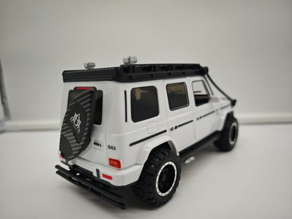 Mercedes G Wagon AMG - Escala 1/24 - Plastico c/Luz y Sonido - No License (sin caja)
