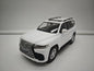 Toyota Land Cruiser 300 - Escala 1/24 - Plastico c/Luz y Sonido - No License (sin caja)
