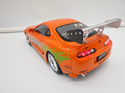 Toyota Supra 1995 Brian O'Conner Rapido y Furioso - Escala 1/24 - c/Luz y Sonido - (sin caja)