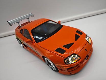 Toyota Supra 1995 Brian O'Conner Rapido y Furioso - Escala 1/24 - c/Luz y Sonido - (sin caja)
