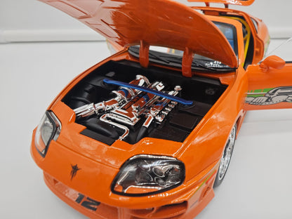 Toyota Supra 1995 Brian O'Conner Rapido y Furioso - Escala 1/24 - c/Luz y Sonido - (sin caja)