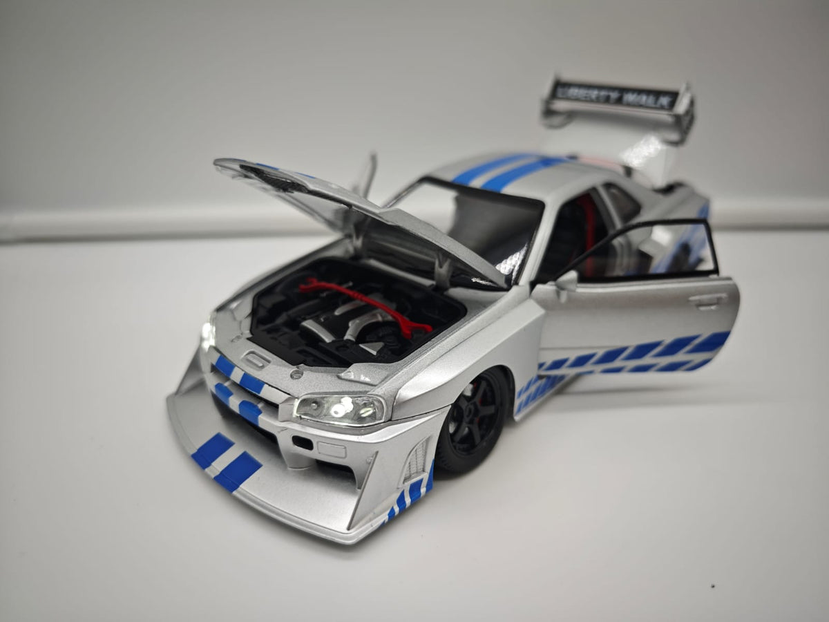 Nissan Skyline GT-R R34 Liberty Walk de Rapido y Furioso - Escala 1/24 - c/Luz y Sonido - (sin caja)