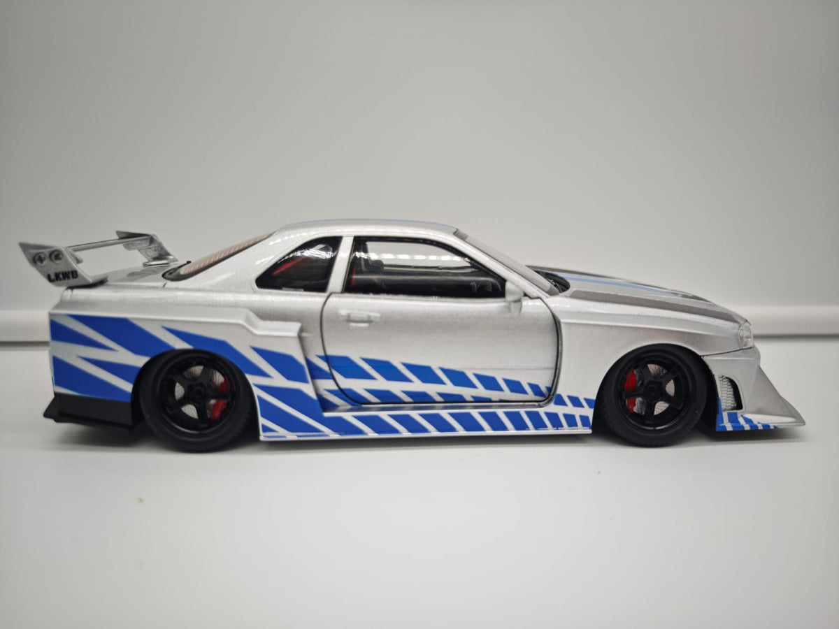 Nissan Skyline GT-R R34 Liberty Walk de Rapido y Furioso - Escala 1/24 - c/Luz y Sonido - (sin caja)