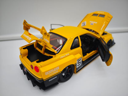 Nissan Skyline GT-R R34 Liberty Walk - Escala 1/24 - c/Luz y Sonido - (sin caja)