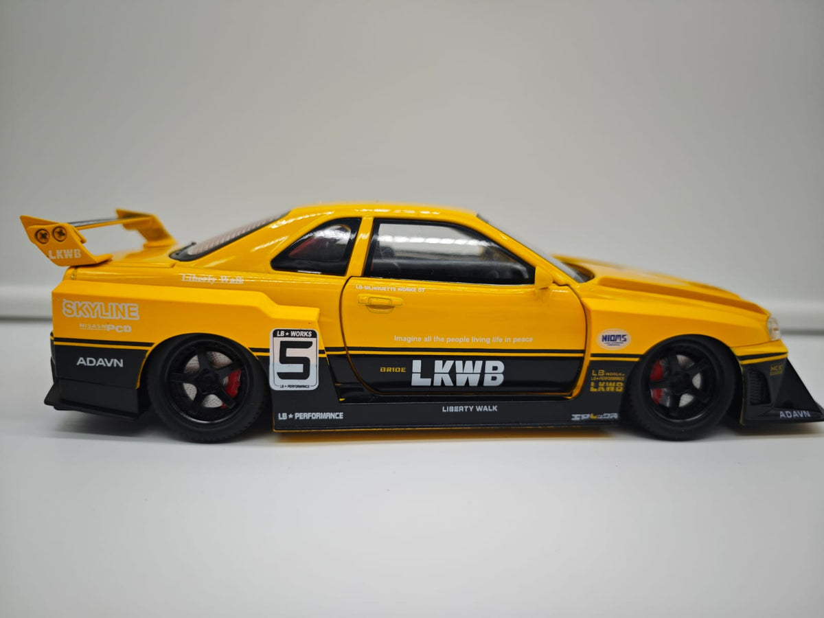Nissan Skyline GT-R R34 Liberty Walk - Escala 1/24 - c/Luz y Sonido - (sin caja)