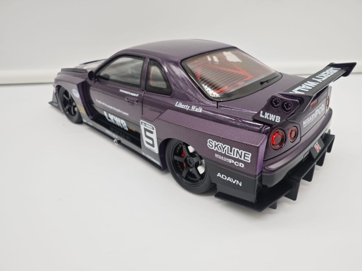 Nissan Skyline GT-R R34 Liberty Walk - Escala 1/24 - c/Luz y Sonido - (sin caja)