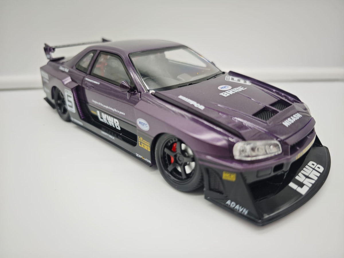 Nissan Skyline GT-R R34 Liberty Walk - Escala 1/24 - c/Luz y Sonido - (sin caja)