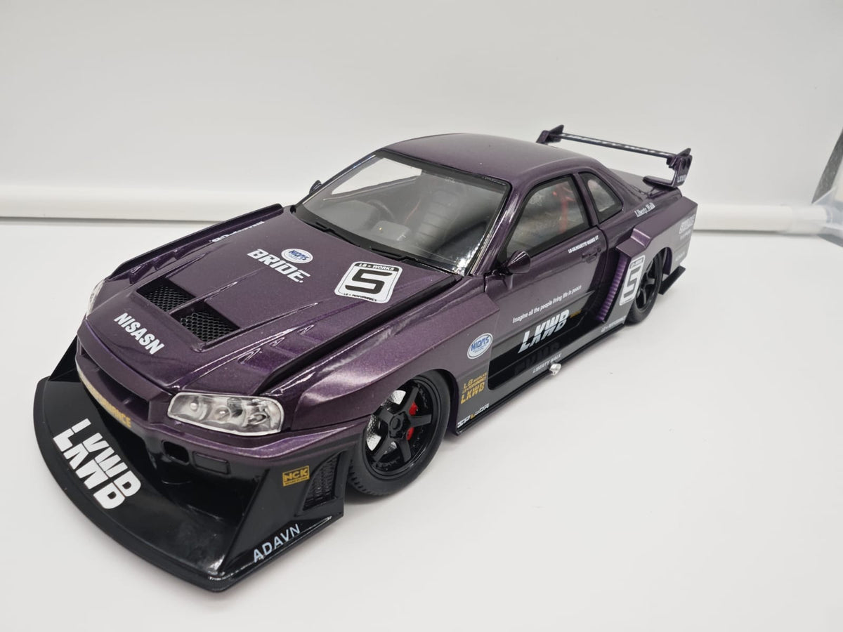 Nissan Skyline GT-R R34 Liberty Walk - Escala 1/24 - c/Luz y Sonido - (sin caja)