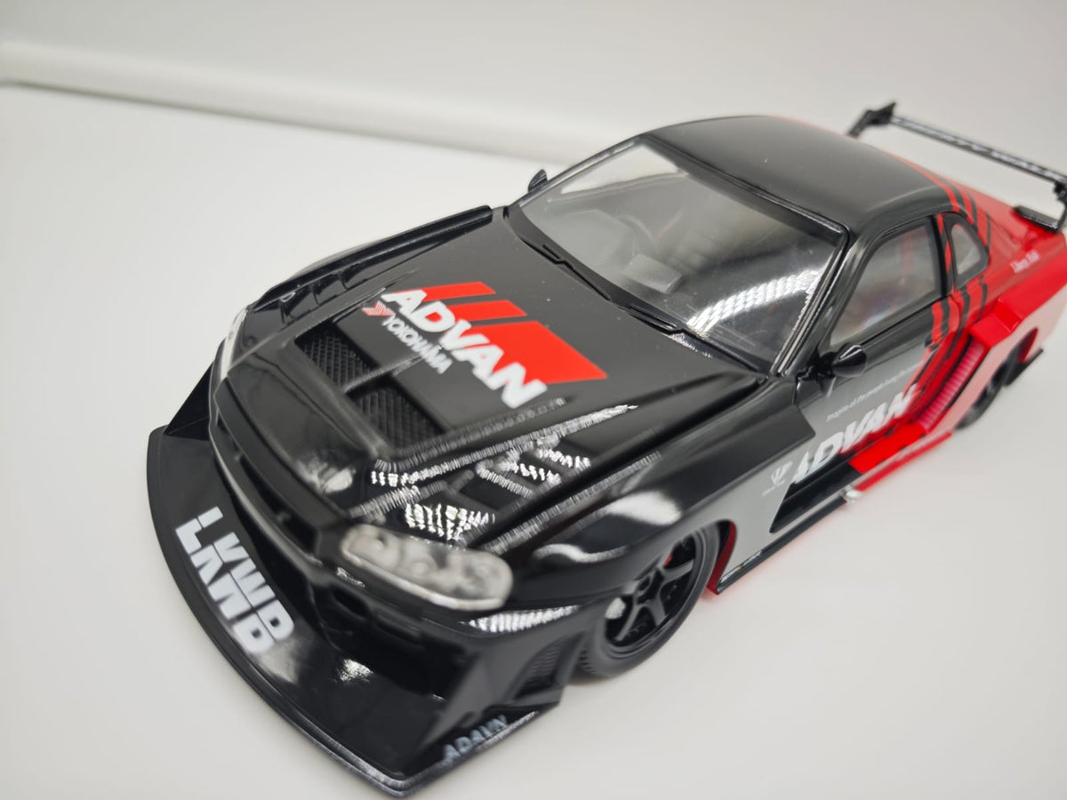 Nissan Skyline GT-R R34 Liberty Walk - Escala 1/24 - c/Luz y Sonido - (sin caja)